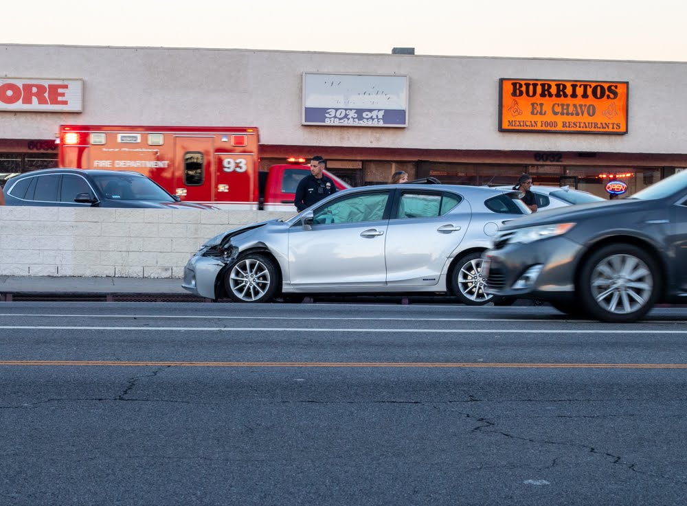 Los Angeles, CA – Injuries Reported in Car Crash at S San Pedro St & E 2nd St