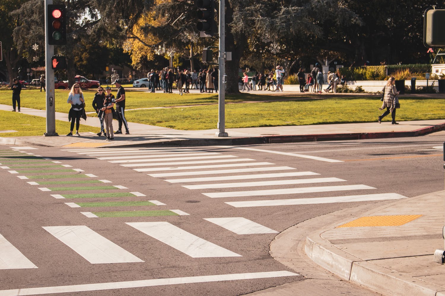 Los Angeles, CA - Pedestrian Injury Incident at Miramonte Blvd & E Florence Ave