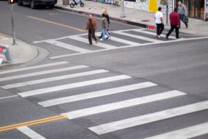 Los Angeles, CA – Injury Pedestrian Crash at Wall St & E 6th St