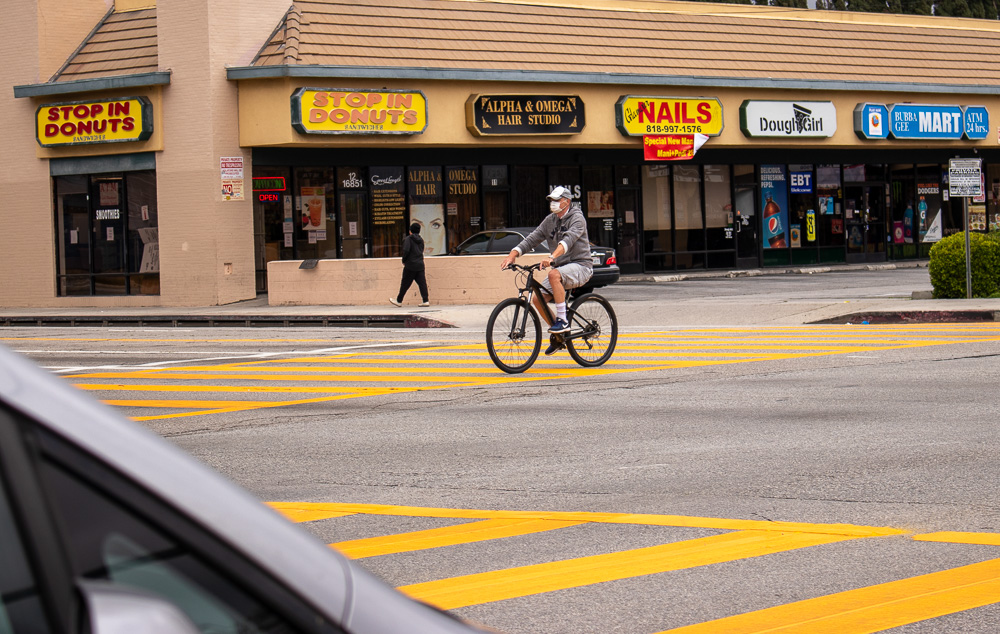 Harvard Heights, CA – Serious Injury Bicycle Crash at W Pico Blvd & S Hoover St