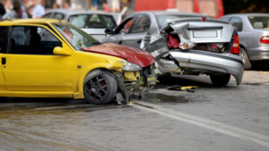 Los Angeles, CA – Injury Three-Car Crash at E 77th Pl & Miramonte Blvd