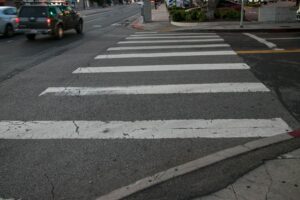 Los Angeles, CA – Pedestrian Injured in Crash at Victory Blvd & Rte 170