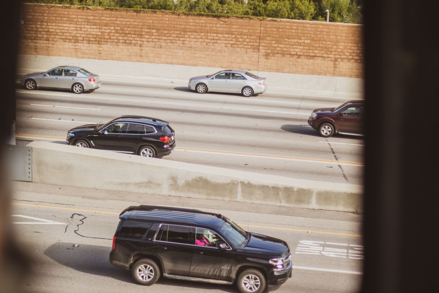 Los Angeles, CA – Three-Vehicle Crash with Injuries Reported on E 54th St