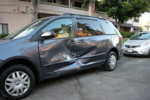 Two-Vehicle Crash on 5 Fwy Near Ortega Hwy Leaves One Injured